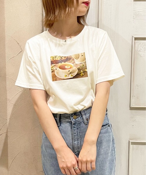 apres jour（アプレジュール）の「アソートプリントバックロゴT【ZOZOTOWN限定アイテム】【6AP】（Tシャツ/カットソー・レディース・ホワイト系その他3/モカ/ラベンダー/アイボリー/ホワイト系その他2/ライトピンク/オフホワイト/ホワイト系その他・X-LARGE/フリー）」の20枚目の写真