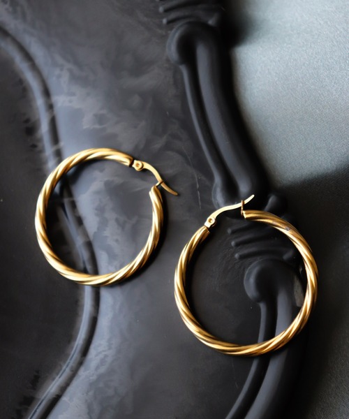 MIXTO（ミスト）の「ステンレス フープピアス（ピアス（両耳用）・レディース・ゴールド/シルバー・ONE SIZE）」の10枚目の写真