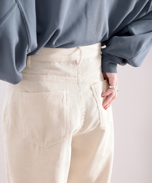 classicalelf（クラシカルエルフ）の「ワイドなのに美シルエット。セットアップも楽しめるコーデュロイパンツ。（その他パンツ・レディース・チャコールグレー/ベージュ/ブラウン/モカ・SMALL/MEDIUM/LARGE/X-LARGE/XX-LARGE）」の22枚目の写真