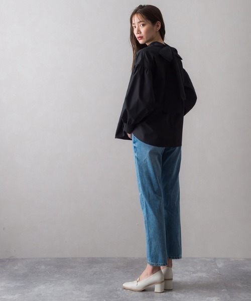 Pierrot（ピエロ）の「マルチwayビックリボンブラウス（シャツ/ブラウス・レディース・ライトグレー/オフホワイト/ネイビー/ブラック・M/L）」の12枚目の写真