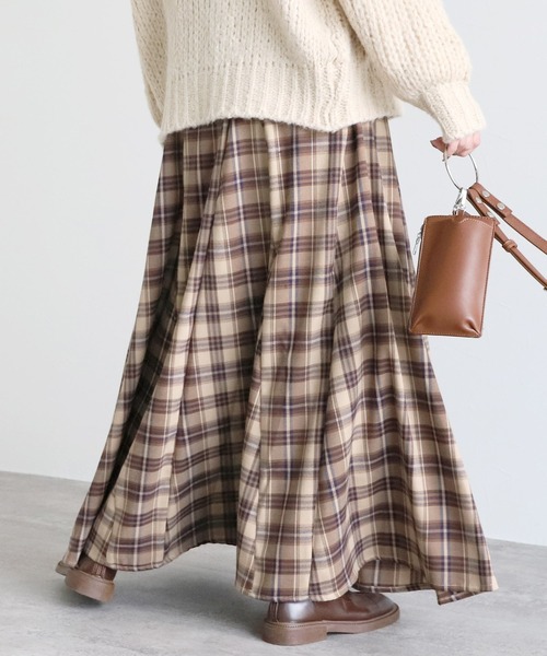 reca(レカ)の「チェックロングスカート(スカート・レディース・パープル系その他/ネイビー系/マスタード/ベージュ/グリーン・FREE)」の16枚目の写真