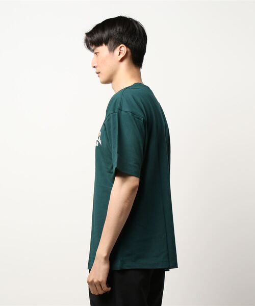 ADAM ET ROPE'(アダムエロペ)の「【アウトレット店舗・WEB限定】USAミニカレッジTシャツ(Tシャツ/カットソー・メンズ・ホワイト/ベージュ/グリーン・M/L/LL)」の4枚目の写真