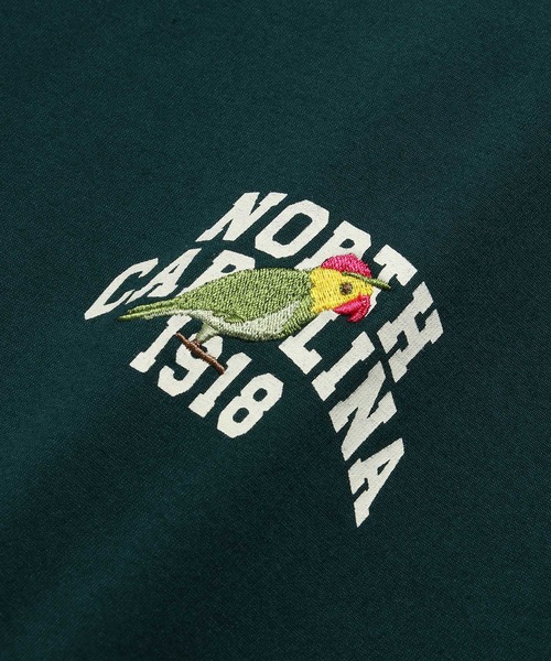 ADAM ET ROPE'(アダムエロペ)の「【アウトレット店舗・WEB限定】USAミニカレッジTシャツ(Tシャツ/カットソー・メンズ・ホワイト/ベージュ/グリーン・M/L/LL)」の11枚目の写真