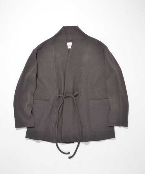 SUPERTHANKS(スーパーサンクス)の「ヘリンボーンドレイプノーカラージャケット■セットアップ対応■(ユニセックス)(ノーカラージャケット・メンズ・ライトカーキ/チャコールグレー/グレイッシュベージュ/ブラック・S/L/M)」の19枚目の写真