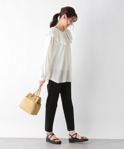 GLOBAL WORK（グローバルワーク）の「3WAY襟フリルブラウス/959694（シャツ/ブラウス・レディース・ブラック/キャメル/ホワイト・LARGE/MEDIUM）」の4枚目の写真