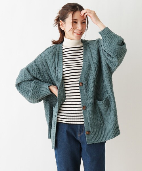 SHOO・LA・RUE(シューラルー)の「◆ざっくりカノコケーブルカーディガン(カーディガン/ボレロ・レディース・ライトブルー/ダークグリーン/アイボリー/サンドベージュ/マスタード/グレー系その他/ライトパープル/ダークブラウン系3/レモンイエロー/ライトグリーン/ライトグレー/ブラック・00)」の9枚目の写真