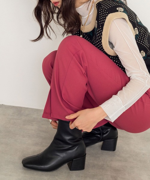 w closet(ダブルクローゼット)の「前スリットセミフレアパンツ(その他パンツ・レディース・ブラック/カーキ/グリーン/ピンク系その他・S/M)」の9枚目の写真