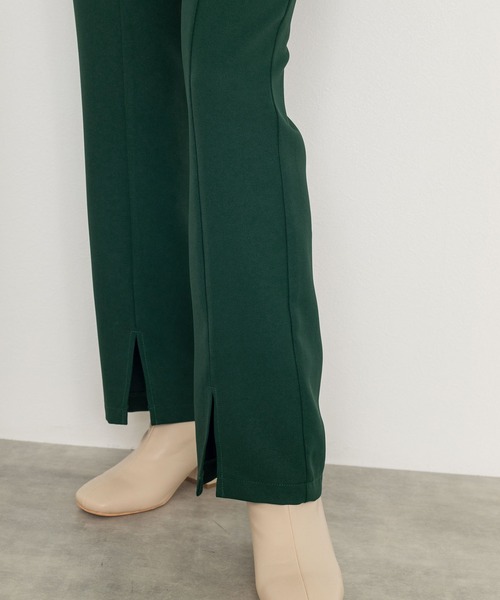 w closet(ダブルクローゼット)の「前スリットセミフレアパンツ(その他パンツ・レディース・ブラック/カーキ/グリーン/ピンク系その他・S/M)」の18枚目の写真