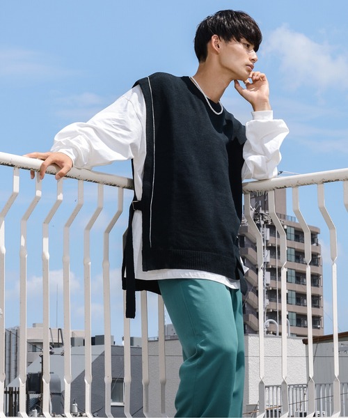 Ellno Loset（エルノロゼット）の「ニットベスト×ロンＴセット（ニット/セーター・メンズ・ブラック・MEDIUM/LARGE）」の2枚目の写真