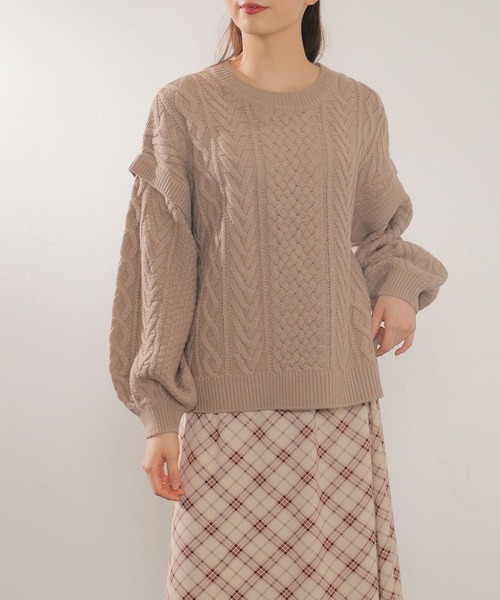 Honeys（ハニーズ）の「ケーブル編ニット（ニット/セーター・レディース・ライトグリーン/ベージュ/モカ/アイボリー/ブルー系その他/オレンジ・L/LL/S/M）」の3枚目の写真