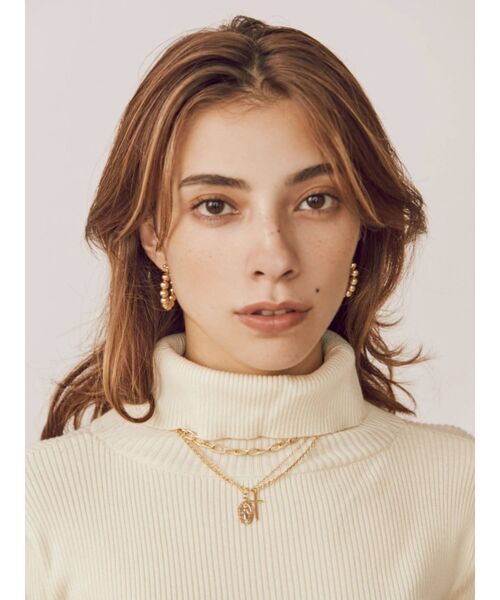 EVRIS（エヴリス）の「タートルショートリブニットトップス（ニット/セーター・レディース・ホワイト/ブラック/パープル/カーキ・FREE）」の5枚目の写真