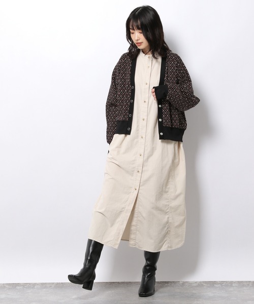 LAKOLE(ラコレ)の「コーデュロイノーカラーワンピース / 218788(シャツワンピース・レディース・チャコール/ブラウン/アイボリー/カーキ・SMALL/MEDIUM)」の18枚目の写真