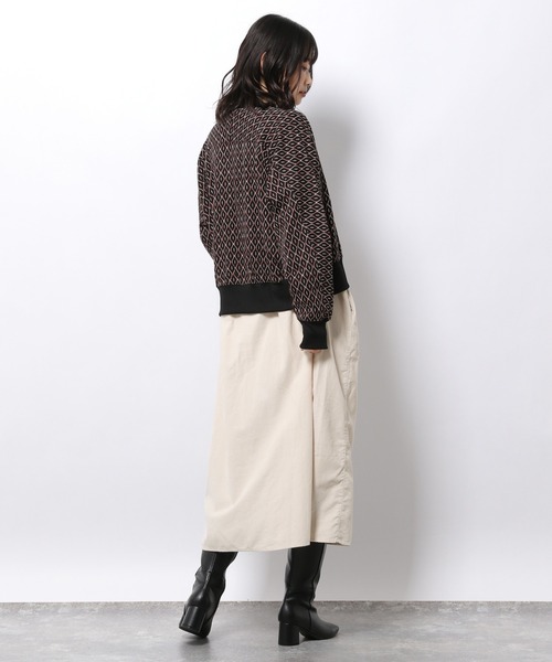 LAKOLE(ラコレ)の「コーデュロイノーカラーワンピース / 218788(シャツワンピース・レディース・チャコール/ブラウン/アイボリー/カーキ・SMALL/MEDIUM)」の5枚目の写真