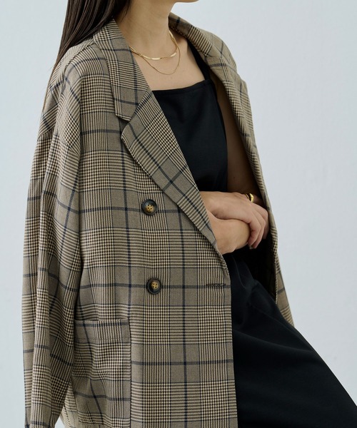 女性らしさが際立つ】チェックダブルジャケット（テーラードジャケット
