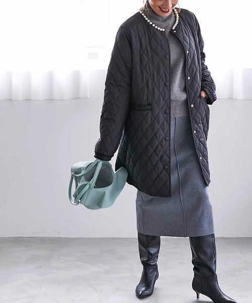 M y u（ミュー）の「襟パール中綿キルティングライトコート（ダウンジャケット/コート・レディース・ブラック/カーキ・FREE）」の4枚目の写真