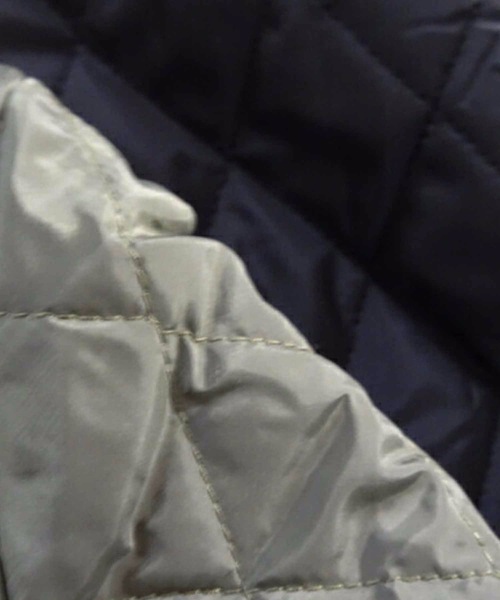 M y u（ミュー）の「襟パール中綿キルティングライトコート（ダウンジャケット/コート・レディース・ブラック/カーキ・FREE）」の13枚目の写真