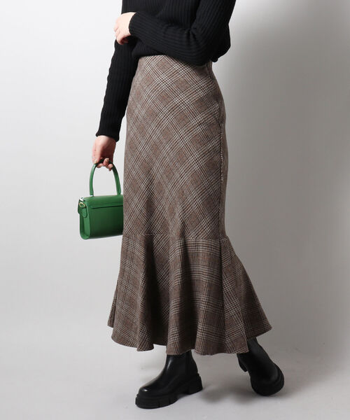 fredy emue(フレディエミュ)の「バイアスマーメイドスカート(スカート・レディース・ブラウン/ベージュ系その他/ブラック系その他・36/38)」の3枚目の写真