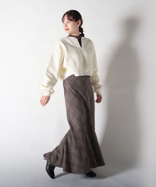 fredy emue(フレディエミュ)の「バイアスマーメイドスカート(スカート・レディース・ブラウン/ベージュ系その他/ブラック系その他・36/38)」の13枚目の写真