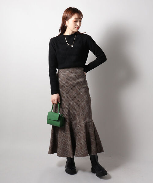 fredy emue(フレディエミュ)の「バイアスマーメイドスカート(スカート・レディース・ブラウン/ベージュ系その他/ブラック系その他・36/38)」の18枚目の写真