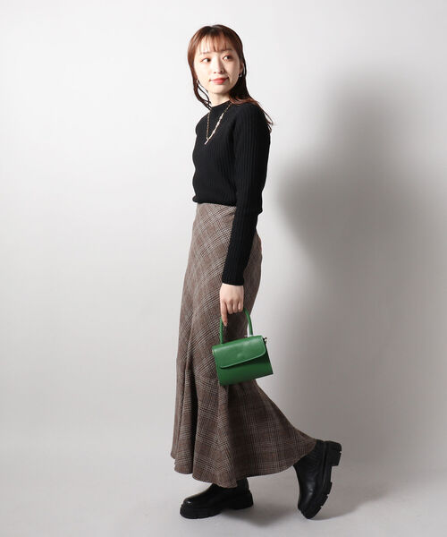 fredy emue(フレディエミュ)の「バイアスマーメイドスカート(スカート・レディース・ブラウン/ベージュ系その他/ブラック系その他・36/38)」の12枚目の写真