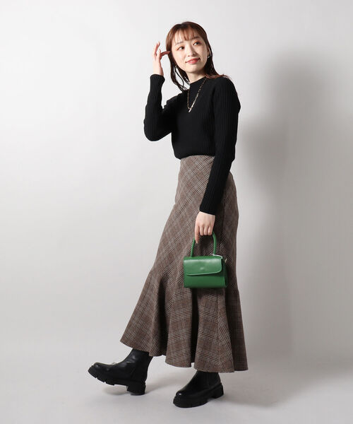 fredy emue(フレディエミュ)の「バイアスマーメイドスカート(スカート・レディース・ブラウン/ベージュ系その他/ブラック系その他・36/38)」の16枚目の写真