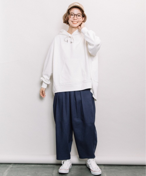 refinedworks（リファインドワークス）の「後ろバルーンパーカー（パーカー・レディース・グリーン/ネイビー/オフホワイト・FREE）」の10枚目の写真