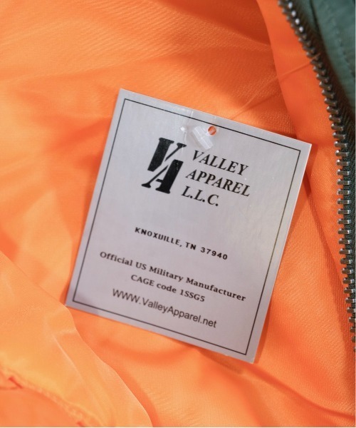 C.E.L.STORE(セルストア)の「U.S MILITARY / ユーエスミリタリ VALLEY APPAREL MA-1 USAF FLIGHT JACKET 米国製(MA-1・メンズ・オリーブ・X-LARGE/LARGE)」の8枚目の写真