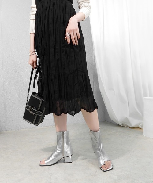 alala（アララ）の「フェイクレザーブーサン（ブーツ・レディース・ブラック/アイボリー/シルバー・LL/S/M/L）」の22枚目の写真