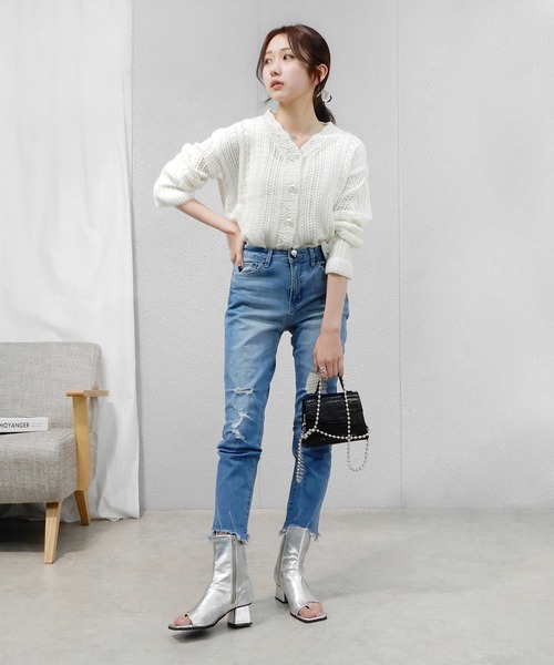 alala（アララ）の「フェイクレザーブーサン（ブーツ・レディース・ブラック/アイボリー/シルバー・LL/S/M/L）」の5枚目の写真