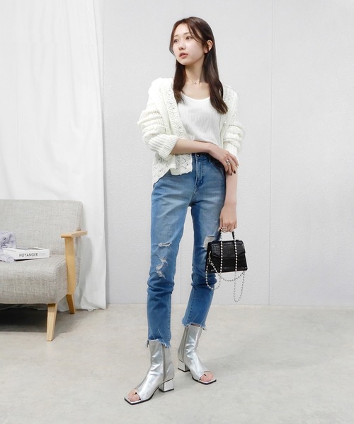 alala（アララ）の「フェイクレザーブーサン（ブーツ・レディース・ブラック/アイボリー/シルバー・LL/S/M/L）」の6枚目の写真