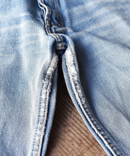NIKE（ナイキ）の「【ヴィンテージ古着】Y2K Levi's / リーバイス 501 デニムパンツ ユーロリーバイス（デニムパンツ・メンズ・ブルー・29）」の3枚目の写真
