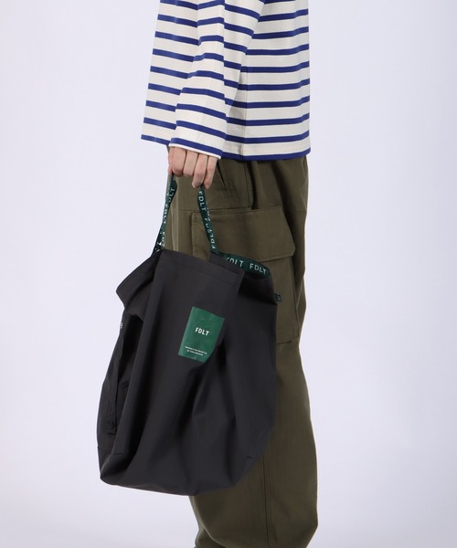 FIDELITY(フィデリティ)の「TECH RIP ECO BAG - Medium / テックリップエコバッグ - ミディアム(エコバッグ/サブバッグ・メンズ・カーキ/ブラック/オフホワイト/サンドベージュ・MEDIUM)」の5枚目の写真