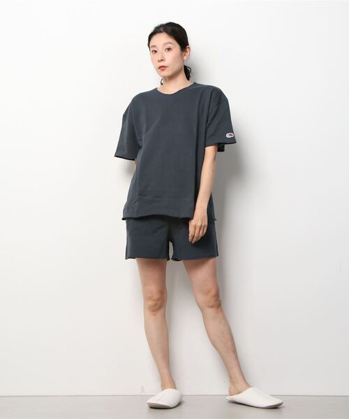 FRUIT OF THE LOOM(フルーツオブザルーム)の「【FRUIT OF THE LOOM/フルーツオブザルーム】FTL 裏毛カットオフ半袖上下セット(ルームウェア/パジャマ・レディース・ブラック/グレー/ネイビー・M/L)」の4枚目の写真