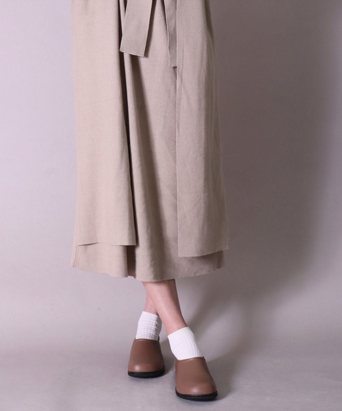JoyWalkerPlus（ジョイウォーカープラス）の「(ES)【 Joy Walker Plus 】フェイクレザー サイドゴア スリッポン（スリッポン・レディース・ブラック/キャメル/グレー/カーキ/ブラウン・23.5cm/24.5cm/24.0cm/23.0cm）」の6枚目の写真