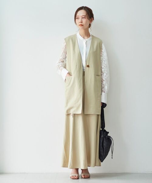 le.coeur blanc（ルクールブラン）の「麻ブレンドロングジレ（ベスト・レディース・ブラック/ベージュ・38）」の8枚目の写真