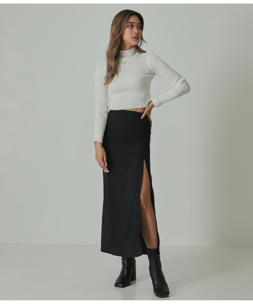 ANAP（アナップ）の「[選べる2タイプ丈]プチハイネックリブトップス（Tシャツ/カットソー・レディース・オフホワイト/グレー/ベージュ/ブルー/ピンク/ブラック・TALL/SHORT）」の19枚目の写真