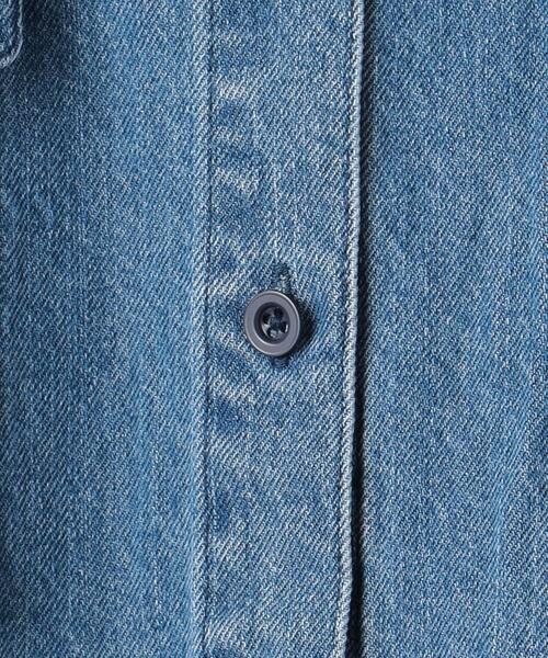 BEAUTY&YOUTH UNITED ARROWS（ビューティーアンドユースユナイテッドアローズ）の「BY コットンデニム ビッグ シャツ -ウォッシャブル-（シャツ/ブラウス・レディース・オフホワイト/コバルトブルー・FREE）」の4枚目の写真