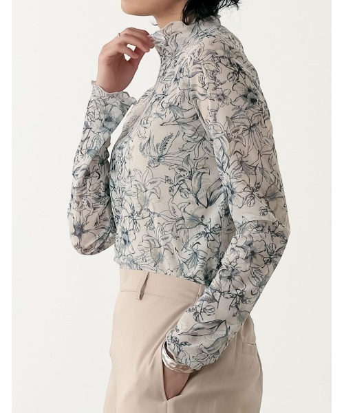 Re:EDIT（リエディ）の「[神山まりあさん着用]フラワープリントチュールネットトップス（Tシャツ/カットソー・レディース・ベージュ/ブルー/チャコールグレー・LARGE/MEDIUM）」の14枚目の写真