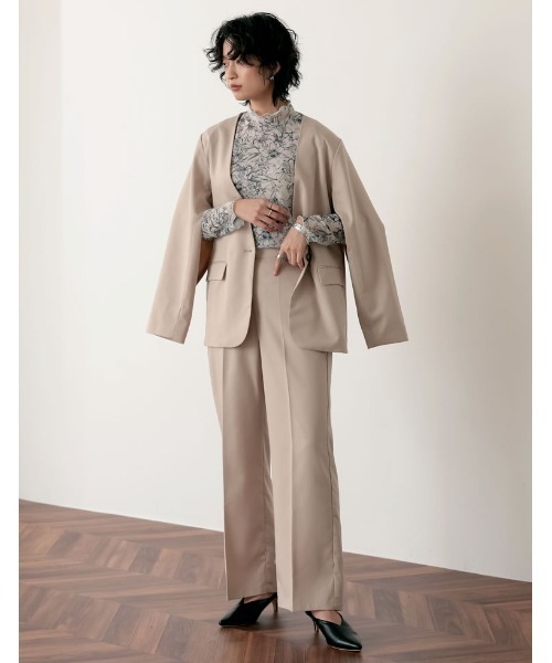 Re:EDIT（リエディ）の「[神山まりあさん着用]フラワープリントチュールネットトップス（Tシャツ/カットソー・レディース・ベージュ/ブルー/チャコールグレー・LARGE/MEDIUM）」の13枚目の写真