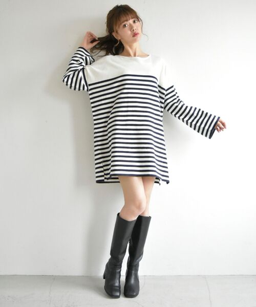 MAJESTIC LEGON（マジェスティックレゴン）の「パネルボーダーニットミニワンピ（ワンピース・レディース・ブラック系その他/ホワイト系その他2/ブルー系その他2/ピンク系その他2・MEDIUM）」の9枚目の写真