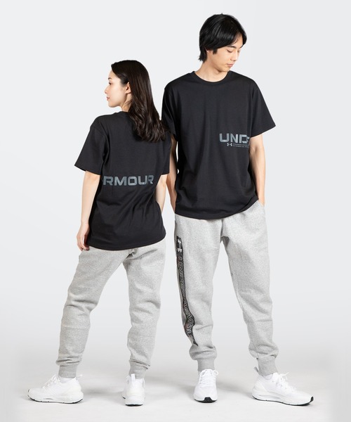 UNDER ARMOUR(アンダーアーマー)の「UAヘビーウエイト チャージドコットン ショートスリーブ Tシャツ ワードマーク(トレーニング/メンズ)(Tシャツ/カットソー・メンズ・ホワイト/ブラック・XL/L/S/M/3XL/XXL)」の4枚目の写真