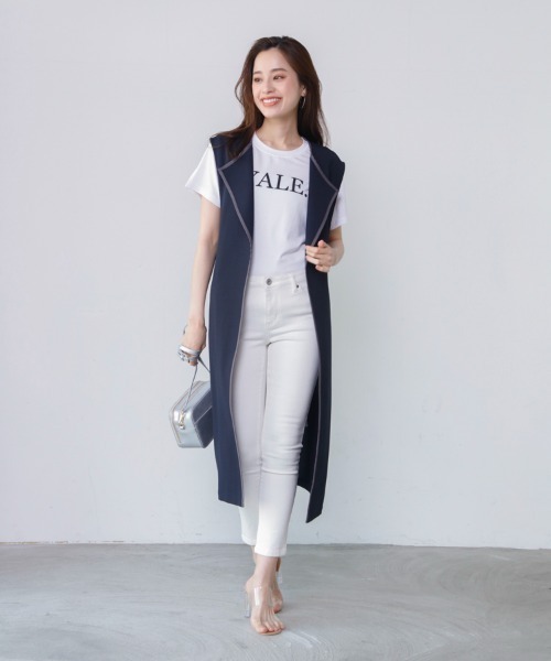 M.deux(エムドゥ)の「スキニーデニム(デニムパンツ・レディース・ホワイト/ネイビー・SMALL/MEDIUM)」の4枚目の写真