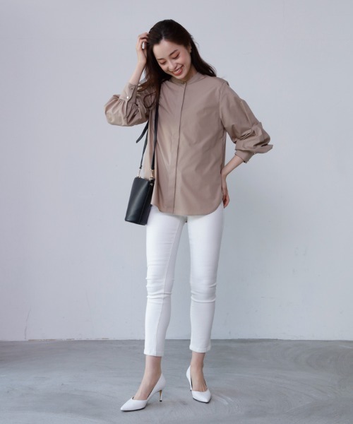 M.deux(エムドゥ)の「スキニーデニム(デニムパンツ・レディース・ホワイト/ネイビー・SMALL/MEDIUM)」の8枚目の写真