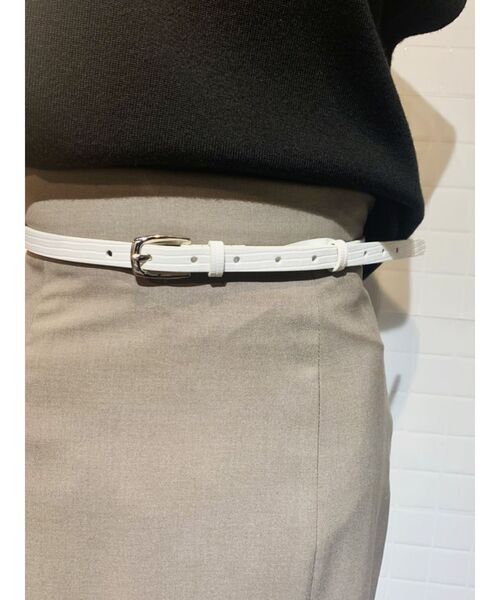 MURUA（ムルーア）の「ベーシックスリムベルト（ベルト・レディース・ホワイト/ブラック・FREE）」の3枚目の写真