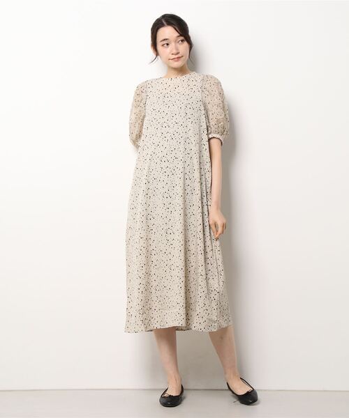 Te chichi（テチチ）の「ドットシアースリーブワンピース（ワンピース・レディース・ブルー/ベージュ/ブラック・ﾌﾘ-）」の8枚目の写真