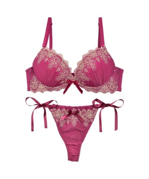 DRW（ドロー）の「【ベストセラー】寝転がっても美谷間キープ！高見えブラジャー＆紐ショーツセット（ブラ&ショーツ・レディース・ホワイト/ブラック/ネイビー/ワインレッド/ローズ/ローズ系1/レッド系1/ホワイト系1・B65/C70/D70/B75/A65/C65/C75/D65/D75/A75/B70/A70/B60/C60/D60）」の15枚目の写真