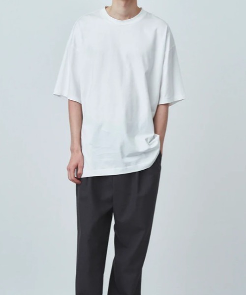 ATON(エイトン)の「ATON (エイトン) |SUVIN 60/2 | OVERSIZED S/S T-SHIRT(Tシャツ/カットソー・メンズ・ブラック/ブラウン/チャコール/ホワイト・2/6/4)」の6枚目の写真