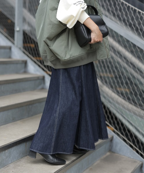 CIAOPANIC TYPY（チャオパニックティピー）の「【TYPYDENIM】イージーフレアスカート（デニムスカート・レディース・ブラック/ネイビー・ONE SIZE）」の16枚目の写真