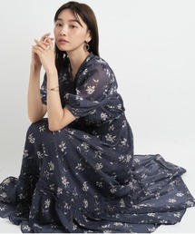 JUSGLITTY スケッチフラワープリントワンピース 美品 JUSGLITTY（ジャスグリッティー）の「スケッチフラワープリント