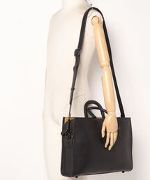 COACH（コーチ）の「ローグ ブリーフ・リジェネラティブ レザー